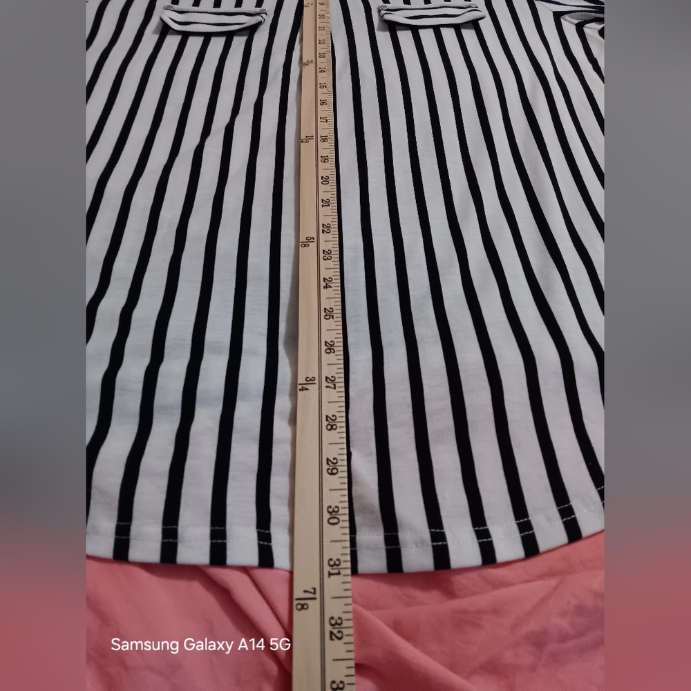Black/White Striped Blouse, Zip Front Roll Tab Sleeves 3XL - Picture 8 of 13